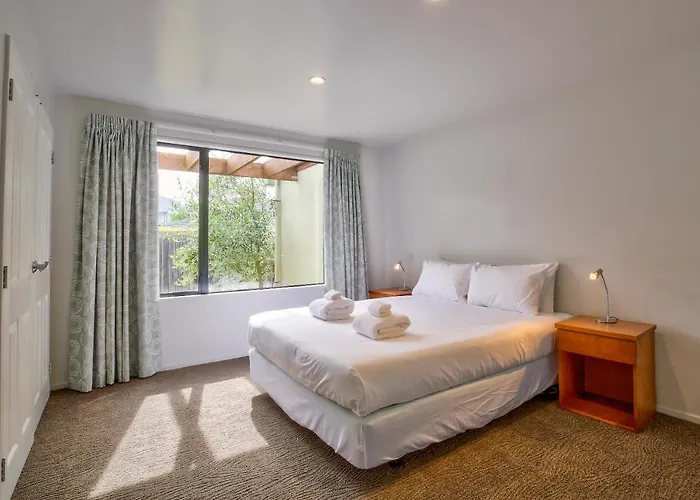 Allenby Place